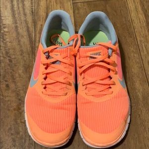 Women’s Nike Free Run 4.0 V3